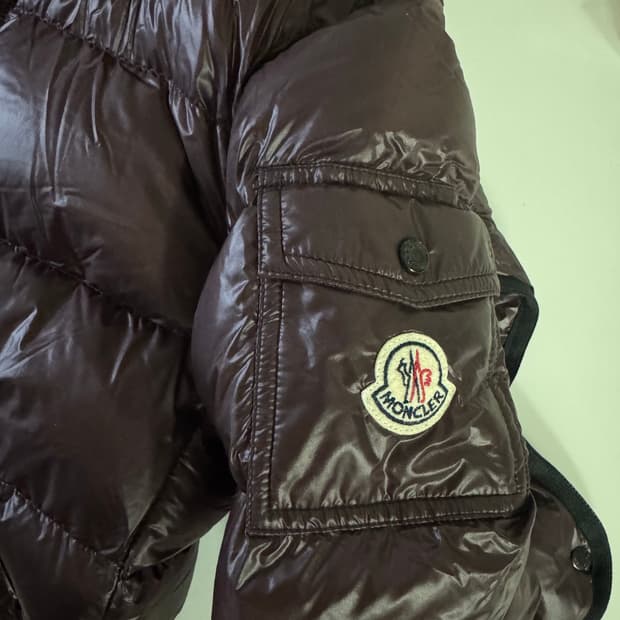 몽클레어 패딩 버건디 (여성)