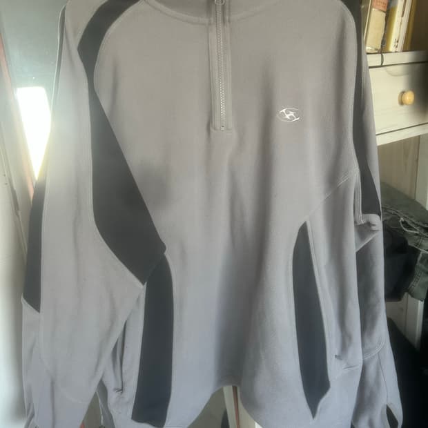 산산기어 하프 집업 플리스 그레이