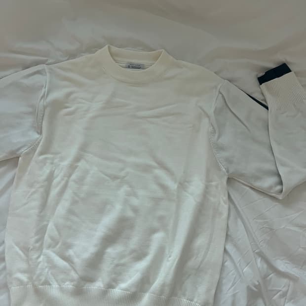 아이러니포르노 셔츠 니트