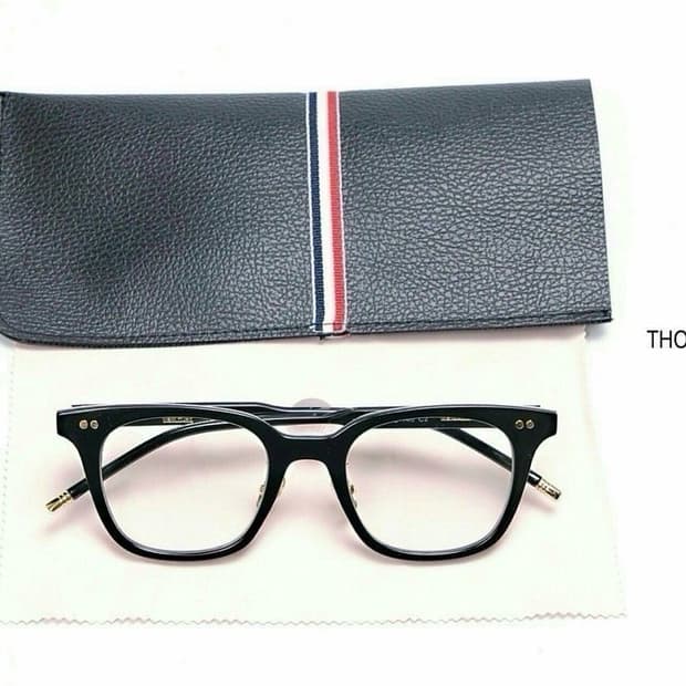 톰브라운 남녀공용 뿔테 안경
