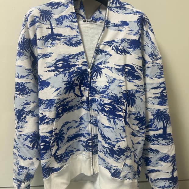 베이프 후드집업