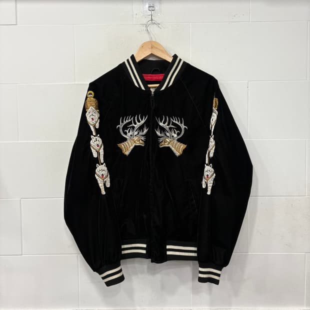 더매드니스 알래스카 오리엔탈 자수 스카쟌