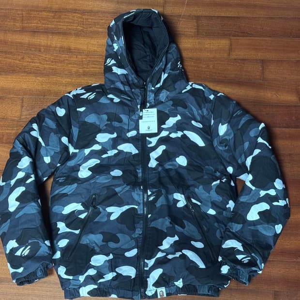 베이프 리버시블 패딩 새상품