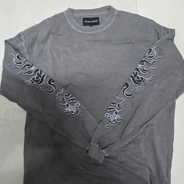 인세인개러지 롱슬리브 긴팔티 2사이즈