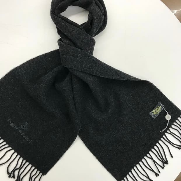 비비안웨스트우드 울 머플러