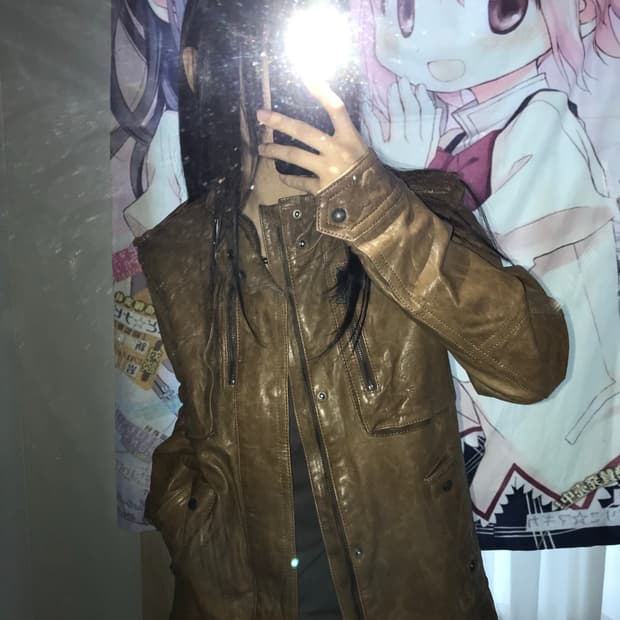 브라운 디테일 레더 자켓