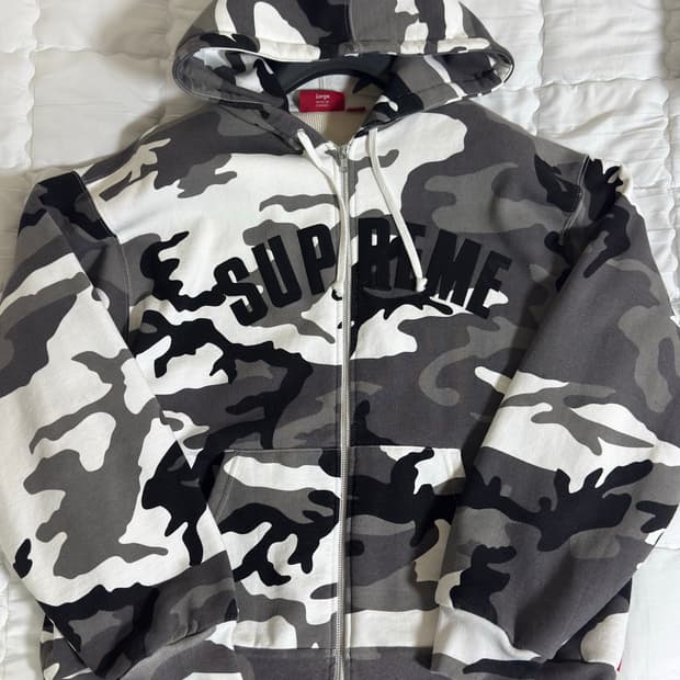 슈프림 스노우카모 후드집업