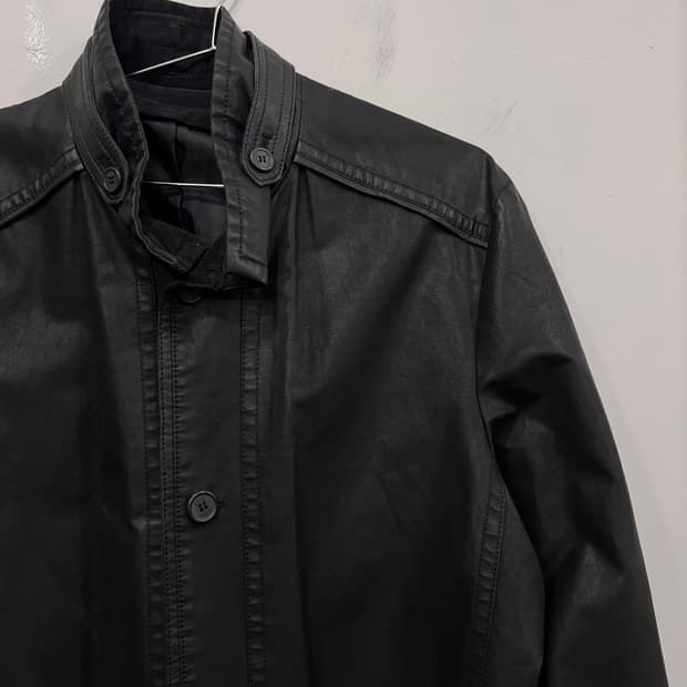 바쏘 옴므 코듀로이 패치 왁스코튼 벨티드 코트