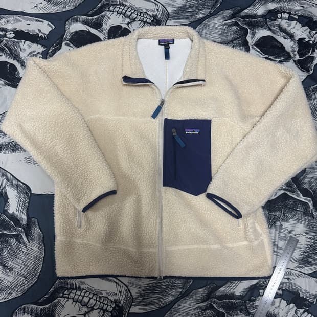 파타고니아 레트로 후리스 집업 L사이즈 