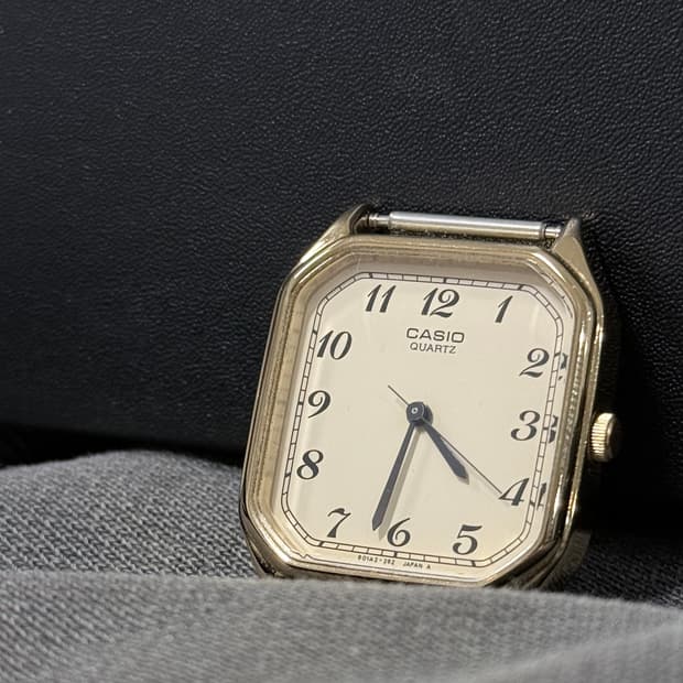 (최종가)빈티지 카시오 탱크 MV-305G 세이코/시티즌/티쏘/론진