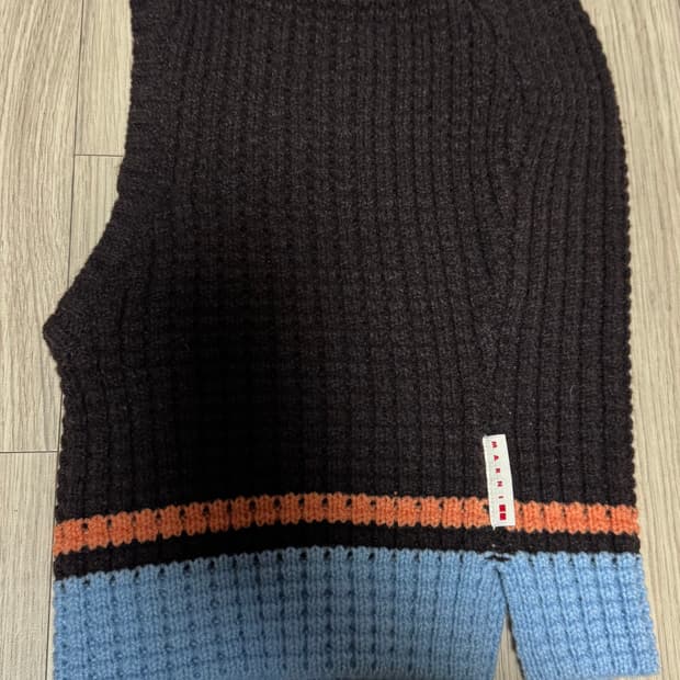 유니클로 마르니 콜라보 니트 바라클라바