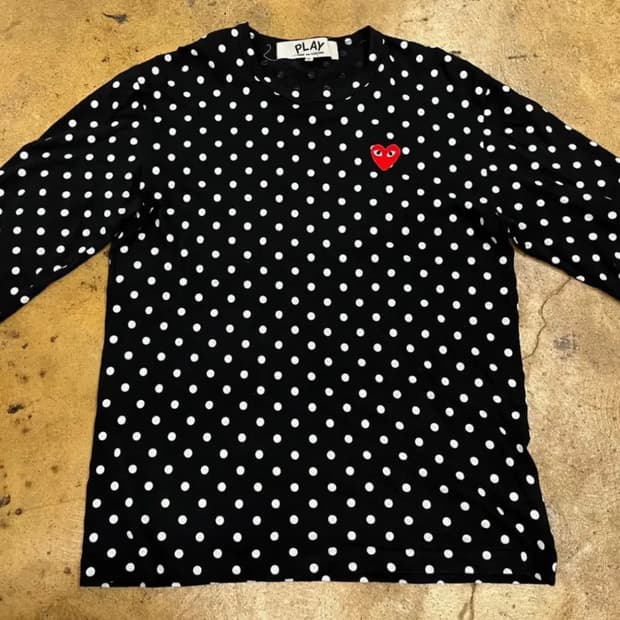 꼼데가르송 도트 롱슬리브 판매합니다