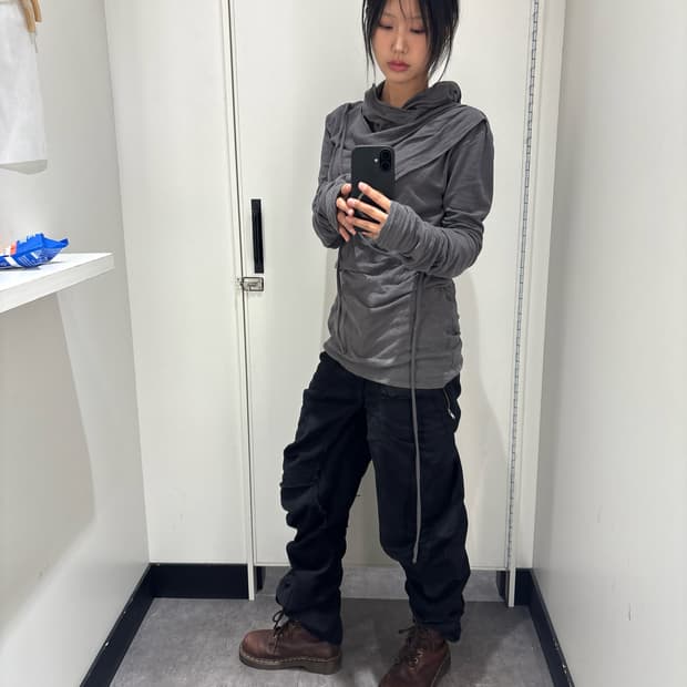 하르테올뎀 Twisted C Pants