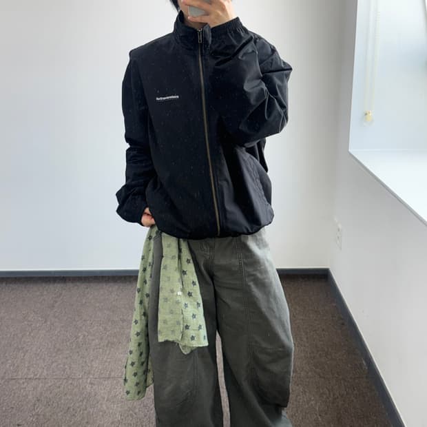 Thisisneverthat 디스이즈네버댓 블랙 바람막이