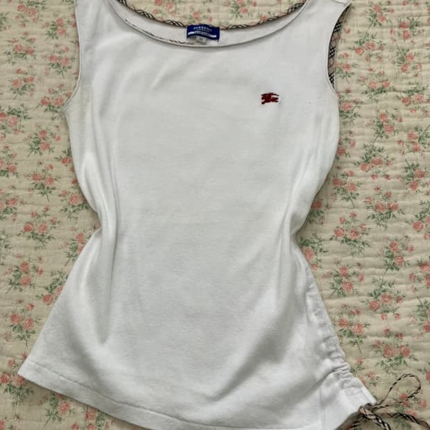 버버리 블루라벨 사이드 셔링 나시 1078 모리걸 y2k 스트릿 갸루 펑