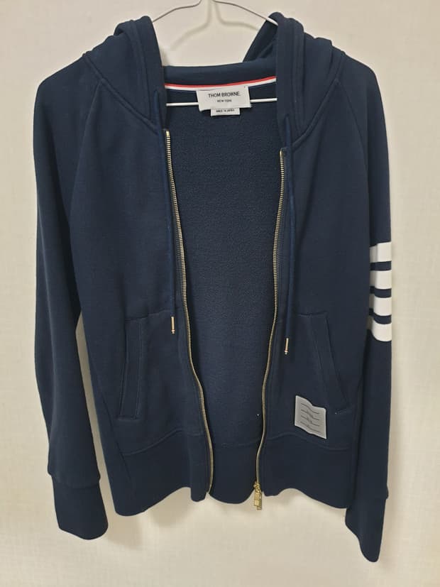 톰브라운 후드집업 navy 1size