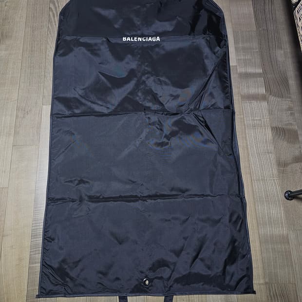 정품) 발렌시아가 수트케이스 더스트백