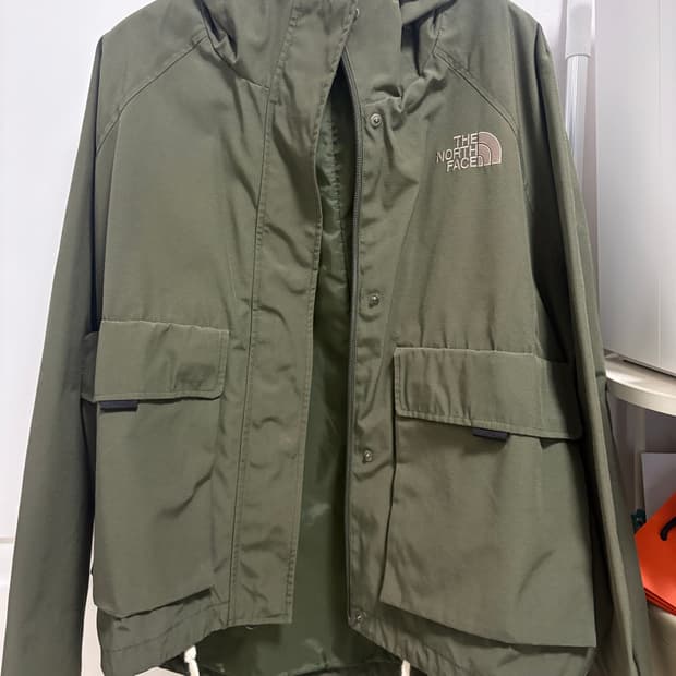 노스페이스 마운틴 여성 바람막이 M사이즈