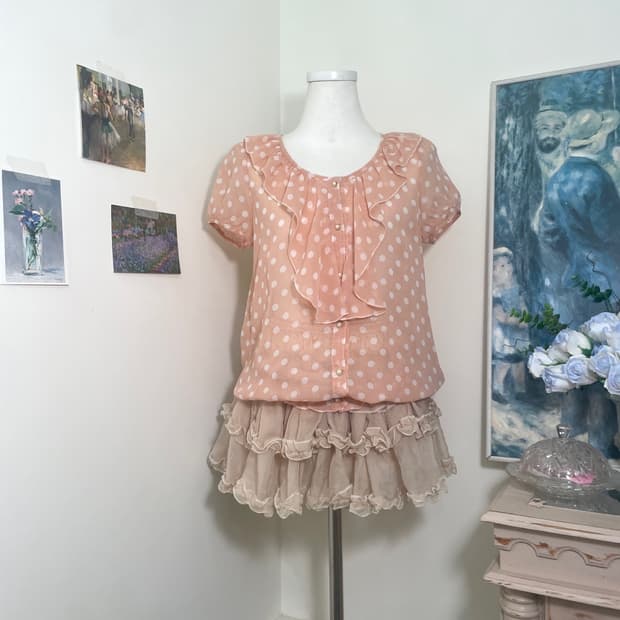coral dot ruffle puff blouse(size-S)