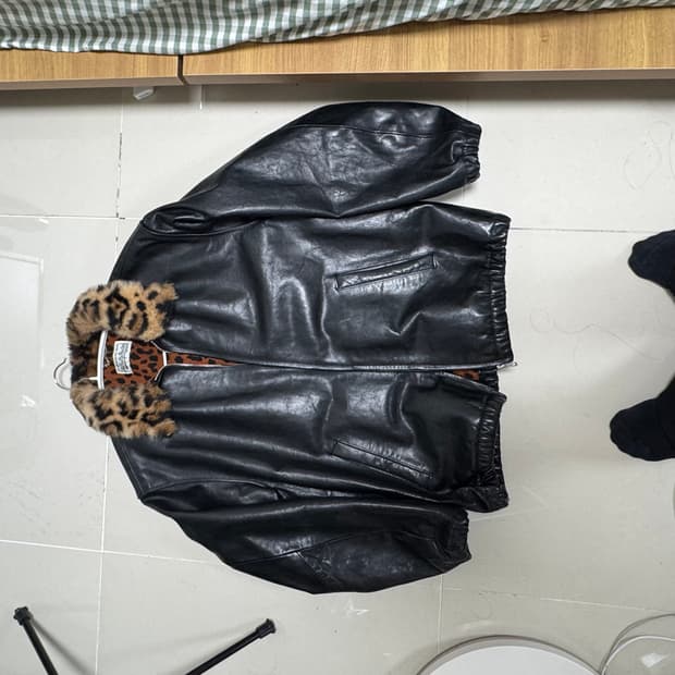 와코마리아 50s 홀스하이드 퍼