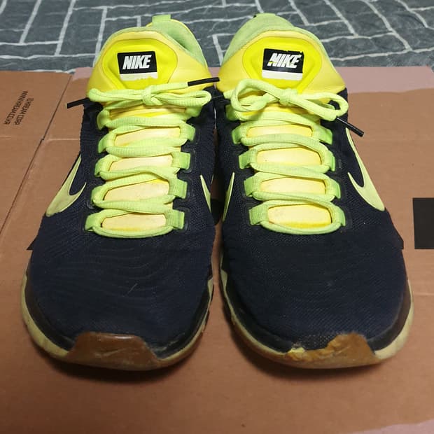 나이키 프리 트레이너 5.0 V5 형광 (265)