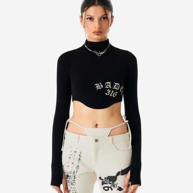 Gothic Ribbed Turtleneck Black