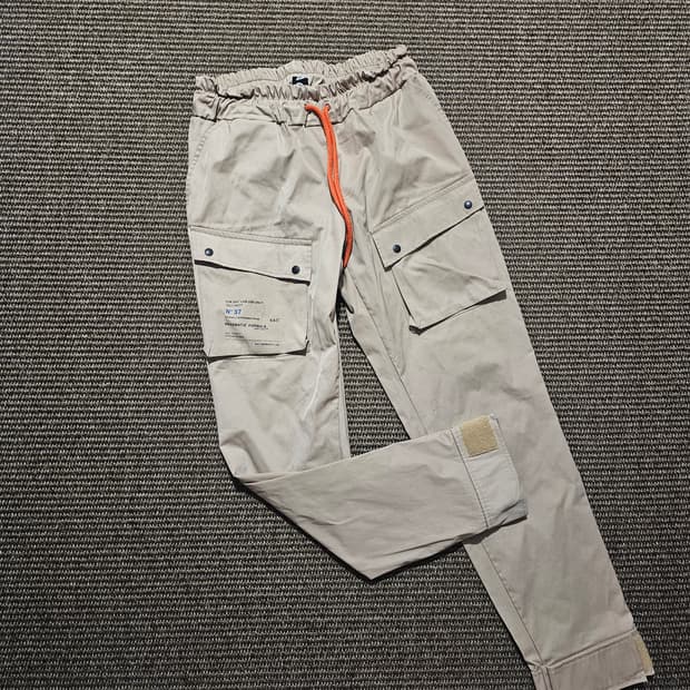 색(SAC) 카고팬츠 베이지
카고팬츠 베이지