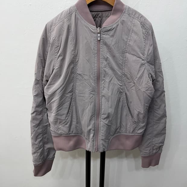 정품) 룰루레몬 여성 리버시블 양면 경량패딩 8(66)