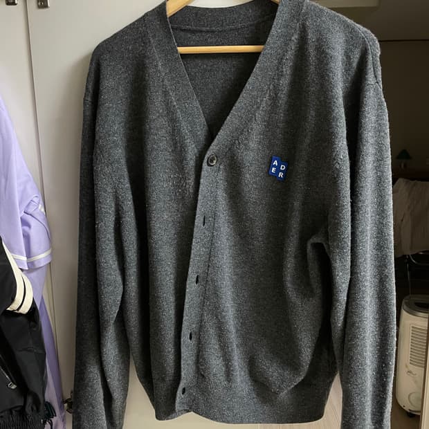 아더에러 시그니피컨트 가디건 차콜 L