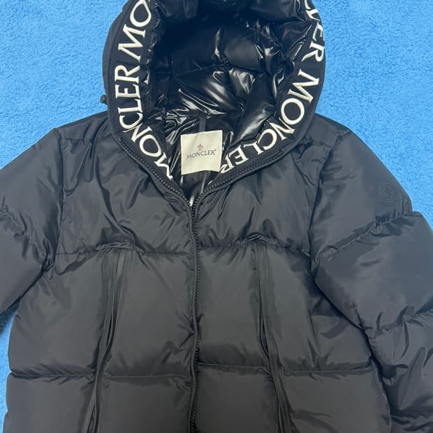 몽클레르 몽클라 22fw 2사이즈