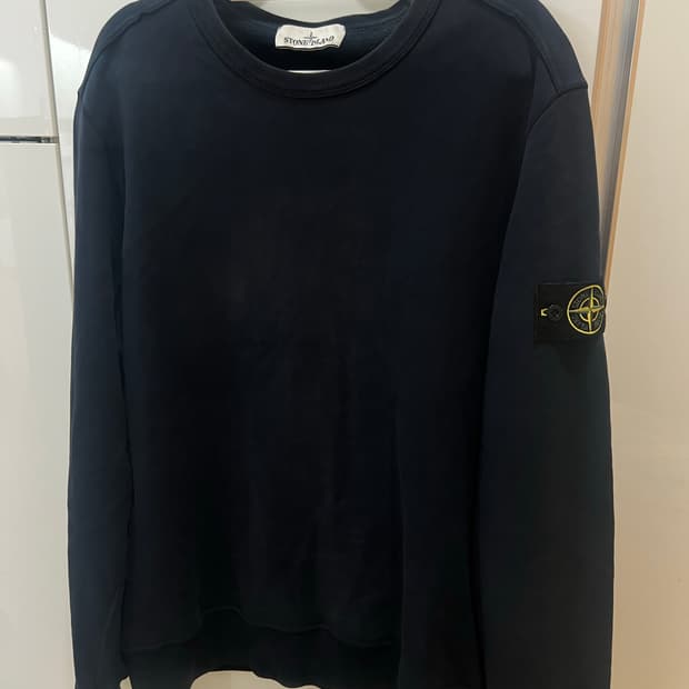 스톤아일랜드 네이비 맨투맨 L