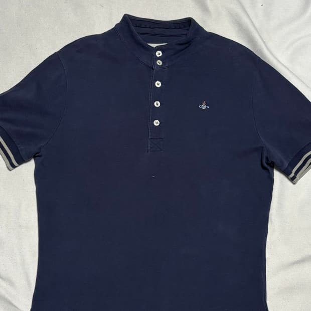 S 비비안웨스트우드 네이비 넥버클 반팔 티셔츠