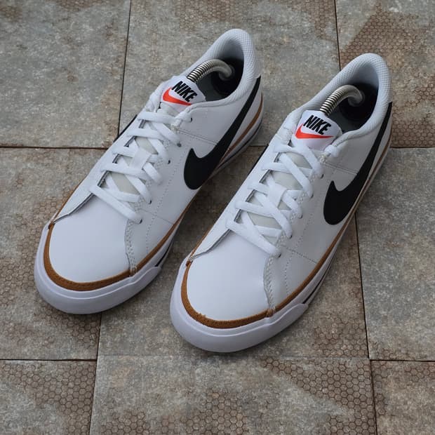 (240)나이키 코트 레거시 레더 스니커즈