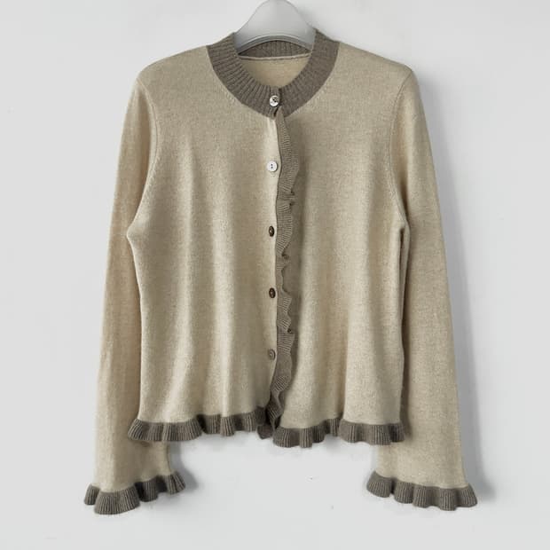 몽골 MCK 캐시미어 러플 헴 니트 가디건