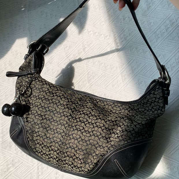 🖤 Coach 시그니처 블랙 호보 숄더백