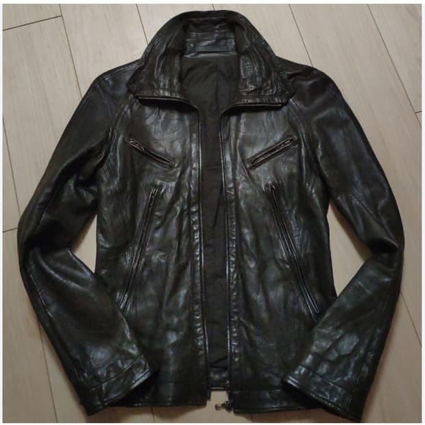 구해요 julius jut neck leather jacket