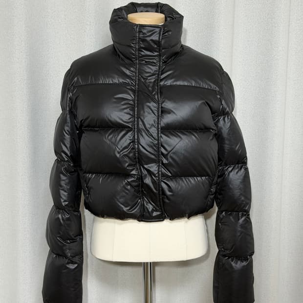 준지 여성 퀄티드 크롭 푸퍼 패딩 자켓 - 미착용 새상품