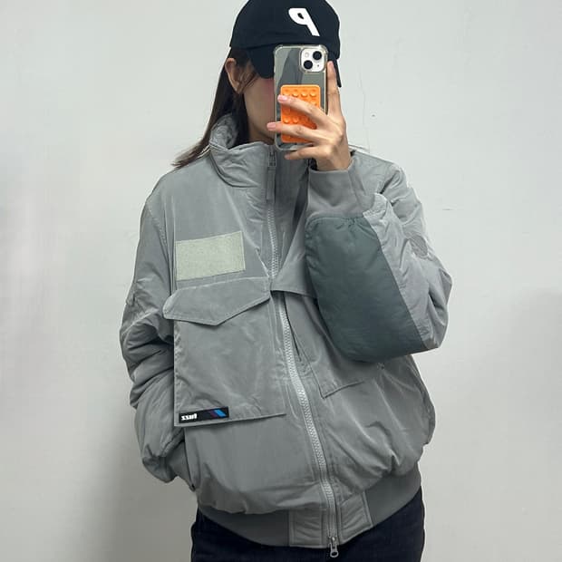 퍼즈 나일론쉘 빅포켓 누빔 봄버 자켓 그레이