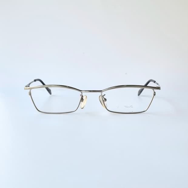데드스탁 미니멀 클래식 사각 안경테 2032