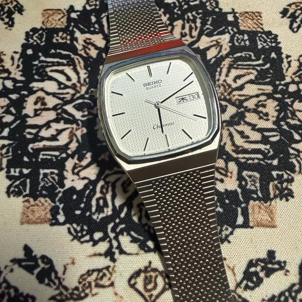 SEIKO 빈티지 쿼츠 시계