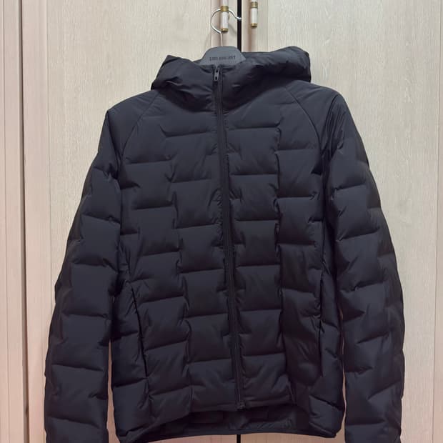 [L]유니클로 퍼프테크 경량패딩