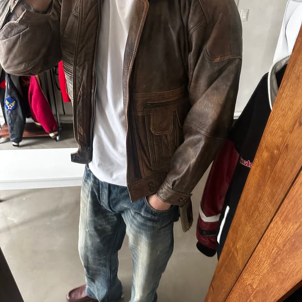 재패니즈 멀티 포켓 레더자켓