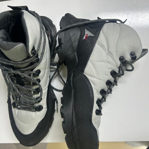 Roa 로아하이킹 안드레아스 andreas 