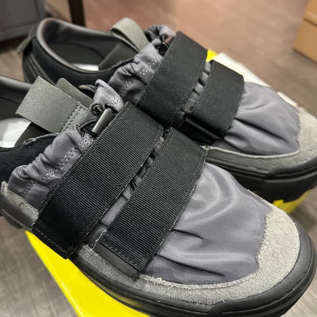 오니츠카타이거 청키 슬립온