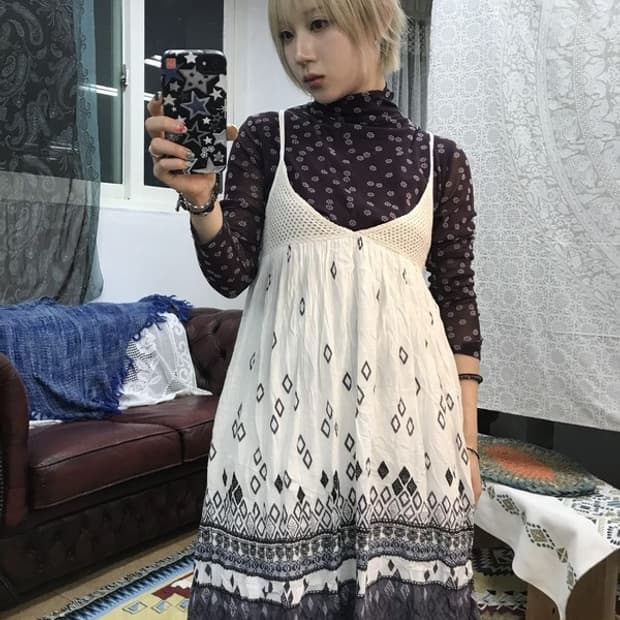 에스닉 패턴 민소매 롱 슬리브리스