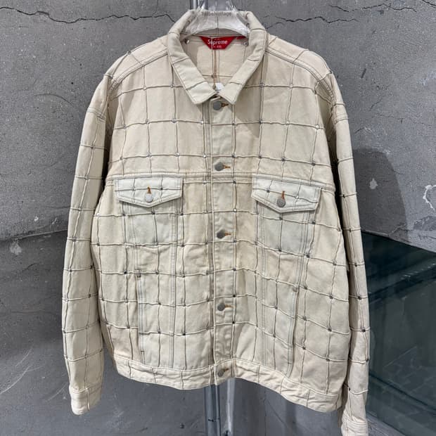 슈프림 스터디드 심 트러커 자켓