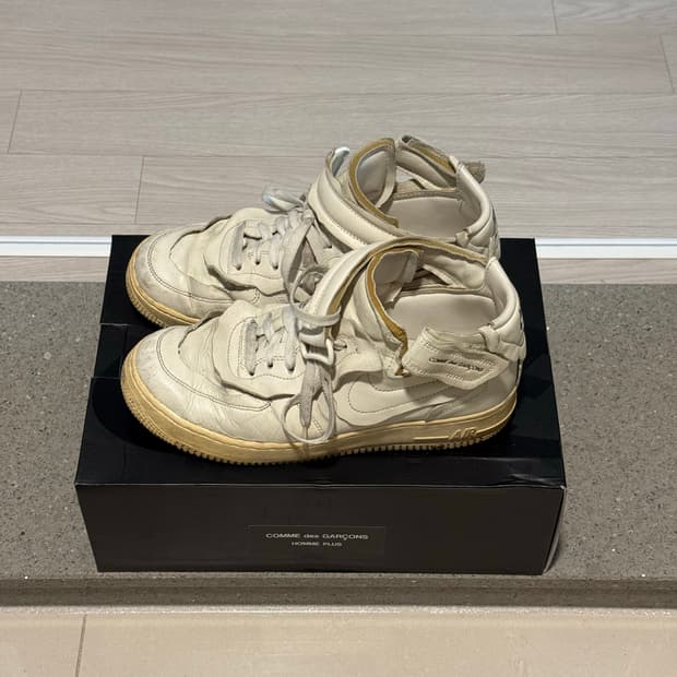 꼼데가르송 나이키 에어포스 미드