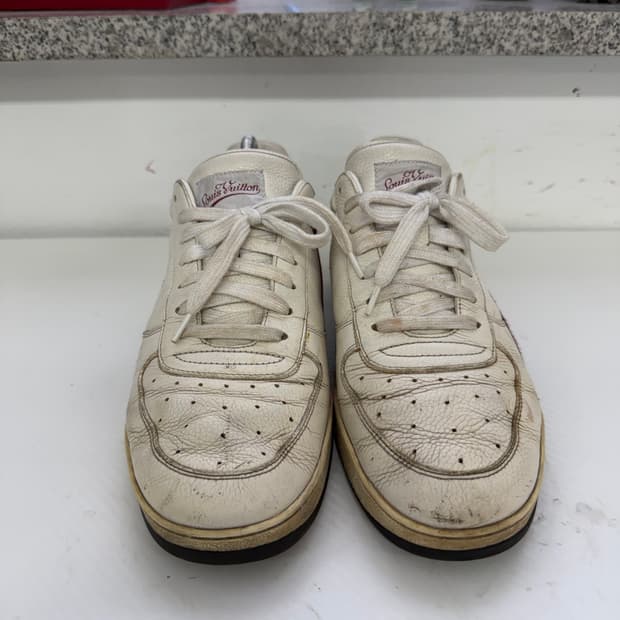 정품) 루이비통 남성 화이트 스니커즈 8(270)