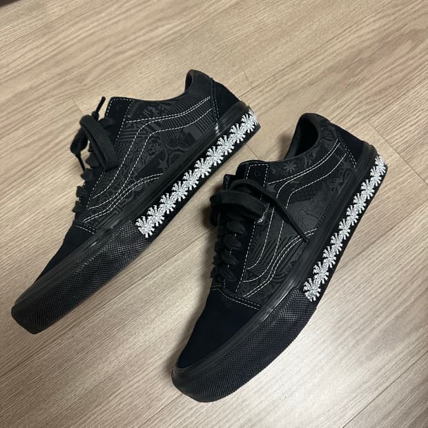 fucking awesome/ vans-285