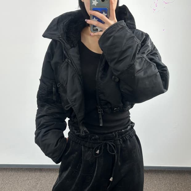 Alpha industries 알파인더스트리 크롭 패딩